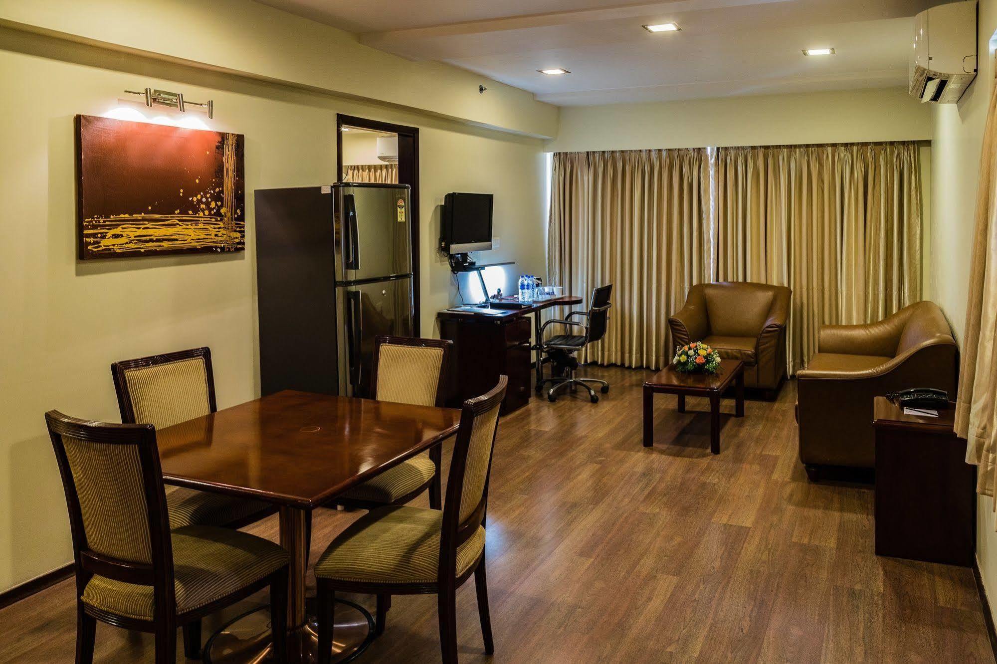The Residence Hotel & Apartments Powai Mumbai Eksteriør bilde