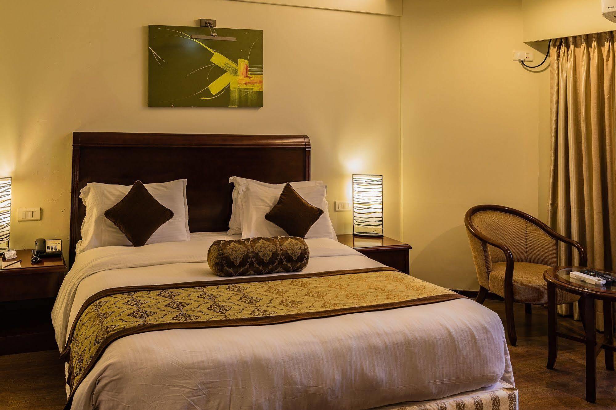 The Residence Hotel & Apartments Powai Mumbai Eksteriør bilde